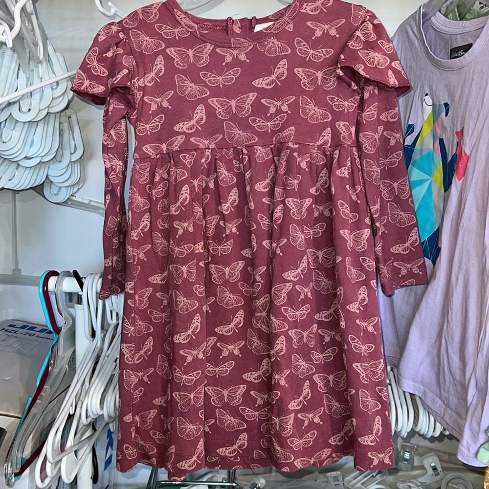 Kate Quinn dress